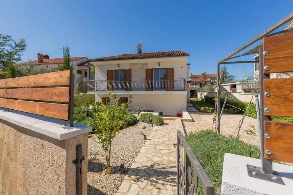 Apartment Amor Pula